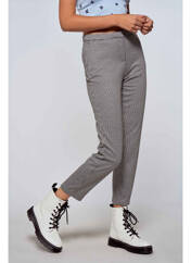 Pantalon chino noir ONLY pour femme seconde vue