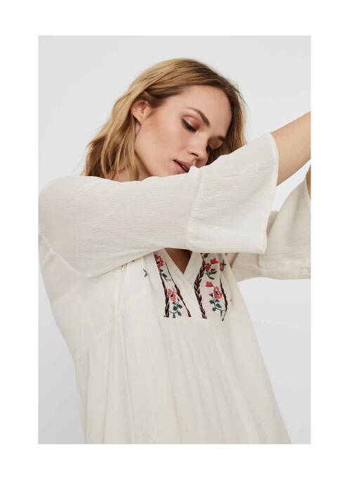 Robe courte beige VERO MODA pour femme