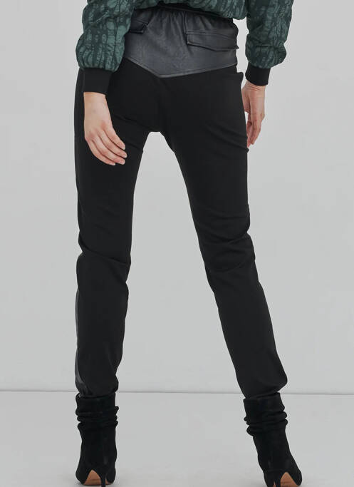 Pantalon slim noir NÜ pour femme