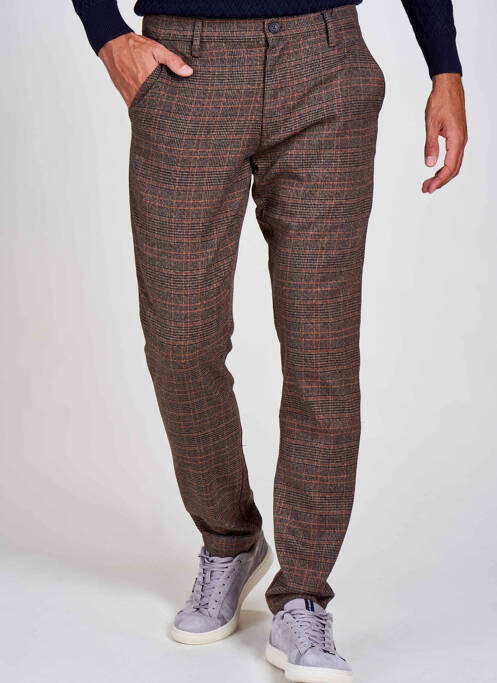 Pantalon chino marron BRUCE & BUTLER  pour homme