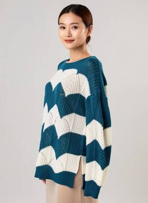 Pull resserrée sur le bas manches longues bleu COULEURS DU TEMPS femme