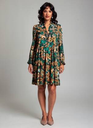 Robe courte coupe évasée manches longues vert COULEURS DU TEMPS femme