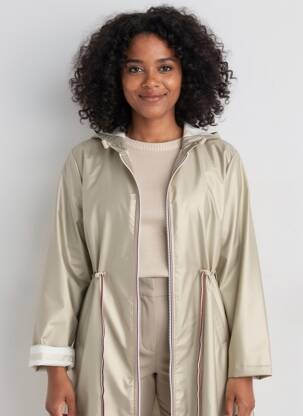 Imperméable fermeture zippée sur le devant a capuche or ESCANDELLE femme