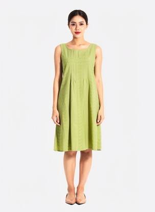 Robe courte sans manche sans manche vert AGATHE & LOUISE femme