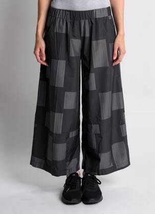 Pantacourt stretch taille normale gris URBAN BY ALEMBIKA femme