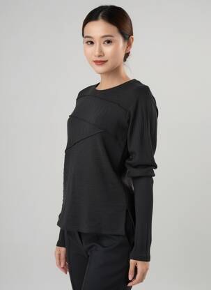 Pull coupe cintrée manches longues noir DESIGUAL femme