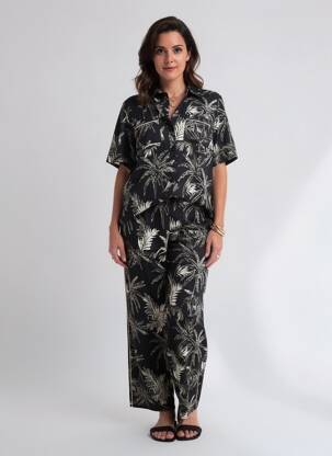 Combishort fermeture boutonnée sur le devant manches courtes noir K-DESIGN femme