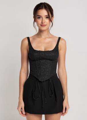 Top manches bretelles ajustables fines bretelles noir LUMINA femme