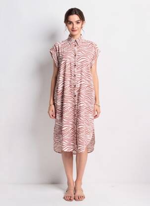 Robe mi-longue tissage crêpe manches courtes marron B.YOUNG femme