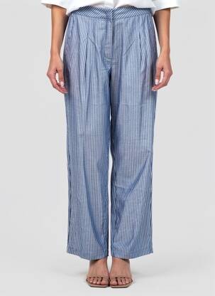 Pantalon droit fermeture zippée sous rabat avec crochet taille normale bleu NUMPH femme