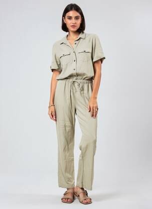 Combi-pantalon fermeture boutonnée sur le devant manches courtes vert DEELUXE femme