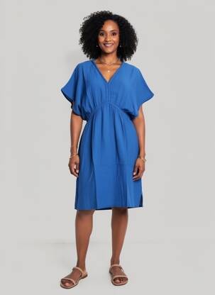 Robe mi-longue tissage crêpe manches courtes bleu C'EST BEAU LA VIE femme