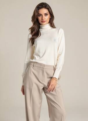 Pull col roulé coupe cintrée manches longues beige TIFFOSI femme