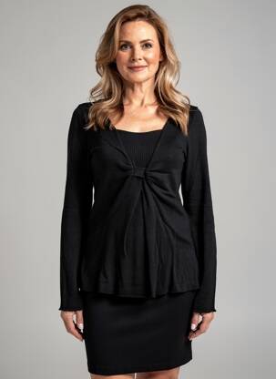 Pull coupe cintrée manches longues noir FINETTE femme
