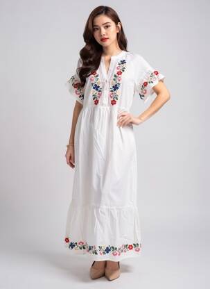 Robe longue coupe évasée manches courtes blanc OBJECT femme