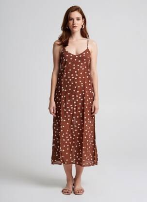 Robe mi-longue tissage crêpe fines bretelles marron FREEMAN T.PORTER femme