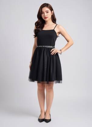 Robe courte coupe cintrée fines bretelles noir LILI SIDONIO femme