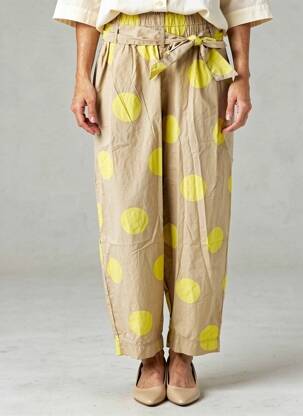 Pantalon droit coupe carotte taille haute beige MASAI femme