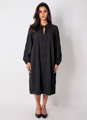 Robe mi-longue manches longues manches longues noir JACQUELINE DE YONG femme