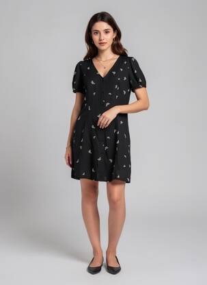 Robe courte col v noir ONLY femme