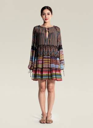 Robe courte manches longues manches longues noir DESIGUAL femme