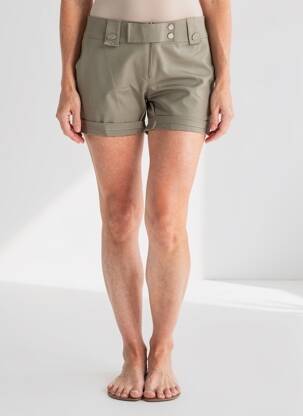 Short fermeture zippée sous rabat boutonné beige CAPRICINE.K femme