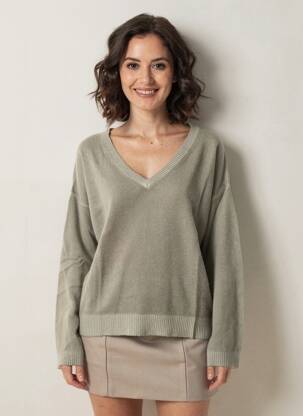 Pull coupe cintrée manches longues vert MAJESTIC FILATURES femme