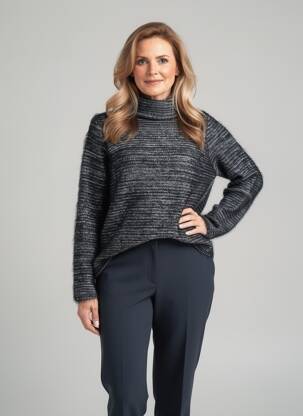 Pull coupe droite manches longues noir MARBLE femme