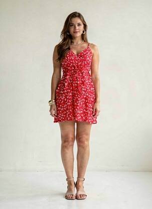 Robe courte coupe cintrée fines bretelles rouge ROSA FASHION femme