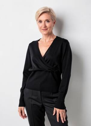 Pull coupe cintrée manches longues noir CLAUDE DE SAIVRE femme
