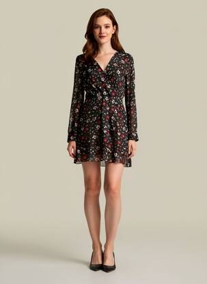 Robe courte manches longues manches longues noir LA PETITE ETOILE femme