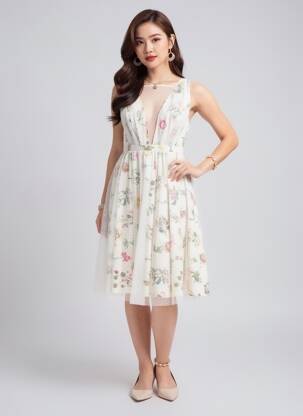 Robe mi-longue imprimé fantaisie sans manche blanc N°21 femme