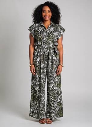 Combi-pantalon fermeture boutonnée sur le devant manches courtes vert LEO & UGO femme