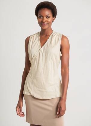 Top coupe cintrée sans manche beige MAJESTIC FILATURES femme