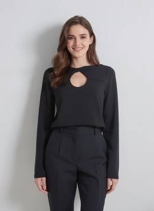 Pull coupe cintrée manches longues noir GRACE & MILA femme