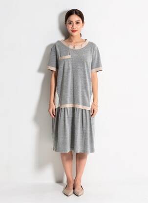 Robe mi-longue fermeture zippée au dos manches courtes gris INDI & COLD femme