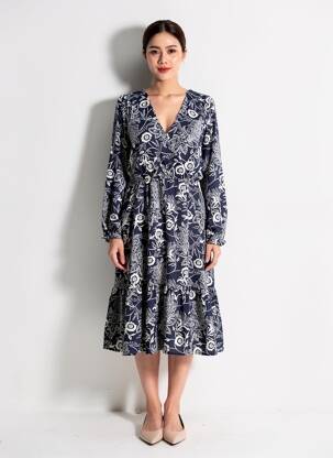 Robe mi-longue coupe fluide manches longues bleu INSPIRATION STUDIO femme