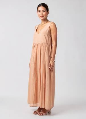 Robe longue sans manche sans manche rose HUMILITY femme