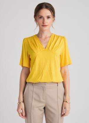 T-shirt col v manches courtes jaune MALOKA femme