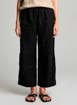 Pantalon droit tissage crêpe taille normale noir H&M femme