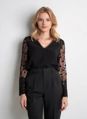 Top coupe cintrée manches longues noir MAELLE femme
