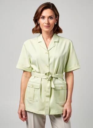 Chemisier coupe cintrée manches courtes vert PRUNELLE femme