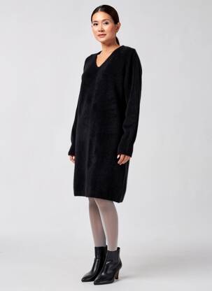 Robe pull coupe droite manches longues noir ESTHEME femme