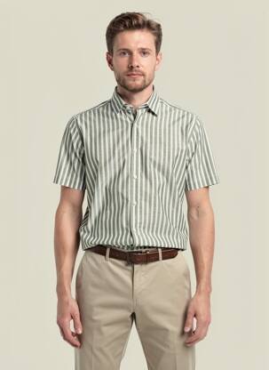 Chemise manches courtes coupe cintrée vert DESOTO homme