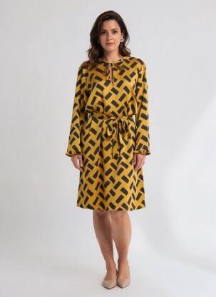 Robe mi-longue coupe fluide manches longues jaune NOOGAT femme