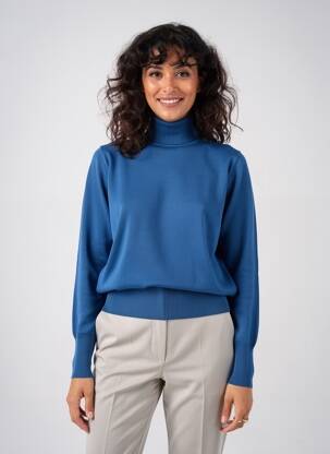 Pull col roulé coupe droite manches longues bleu SCORZZO femme