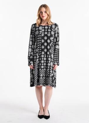 Robe pull coupe droite manches longues noir DOLCEZZA femme