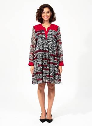 Robe mi-longue coupe fluide manches longues rouge POUPÉE CHIC BY MERCEDES DE MIGUEL femme
