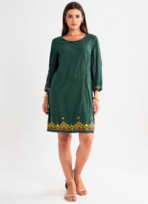 Robe courte manches longues manches longues vert NOMADS femme