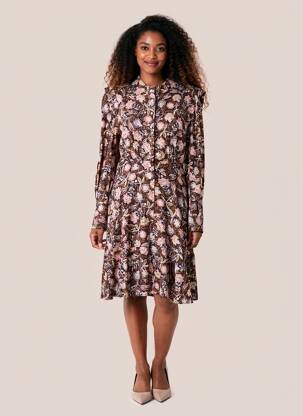 Robe mi-longue coupe fluide manches longues noir SUNCOO femme